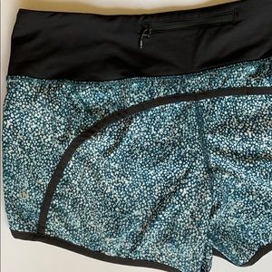 Lululemon Pebble Print Parfait Run Times shorts 8